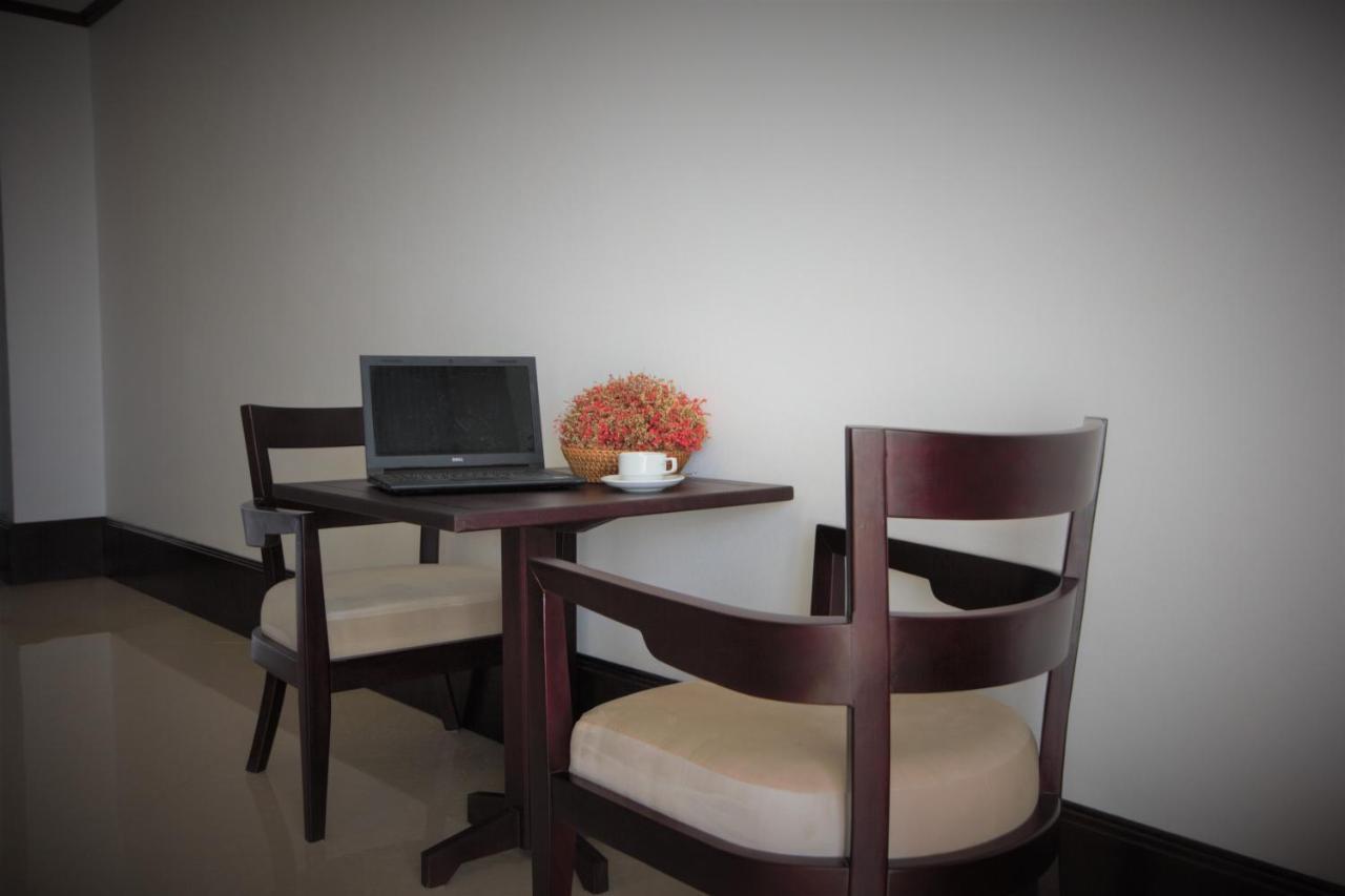 Hotel Continental Plaza Vientiane Ban Nongdouang Esterno foto